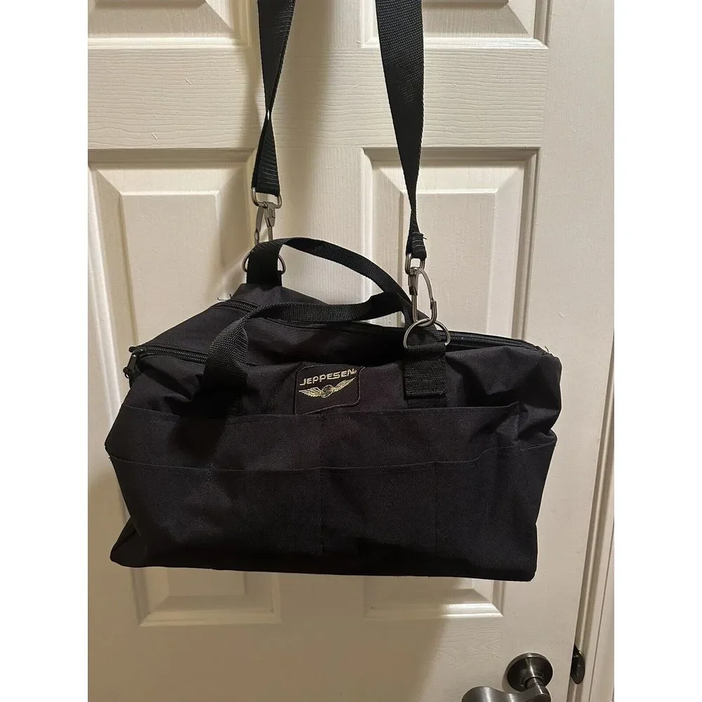 JEPPESEN AIRPLANE PILOT FLIGHT BLACK BAG SHOULDER STRAP ZIPPER TOP‎